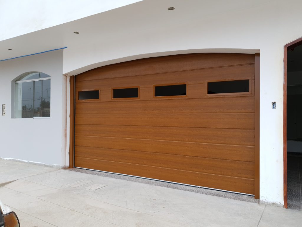 Puertas de garaje seccionales