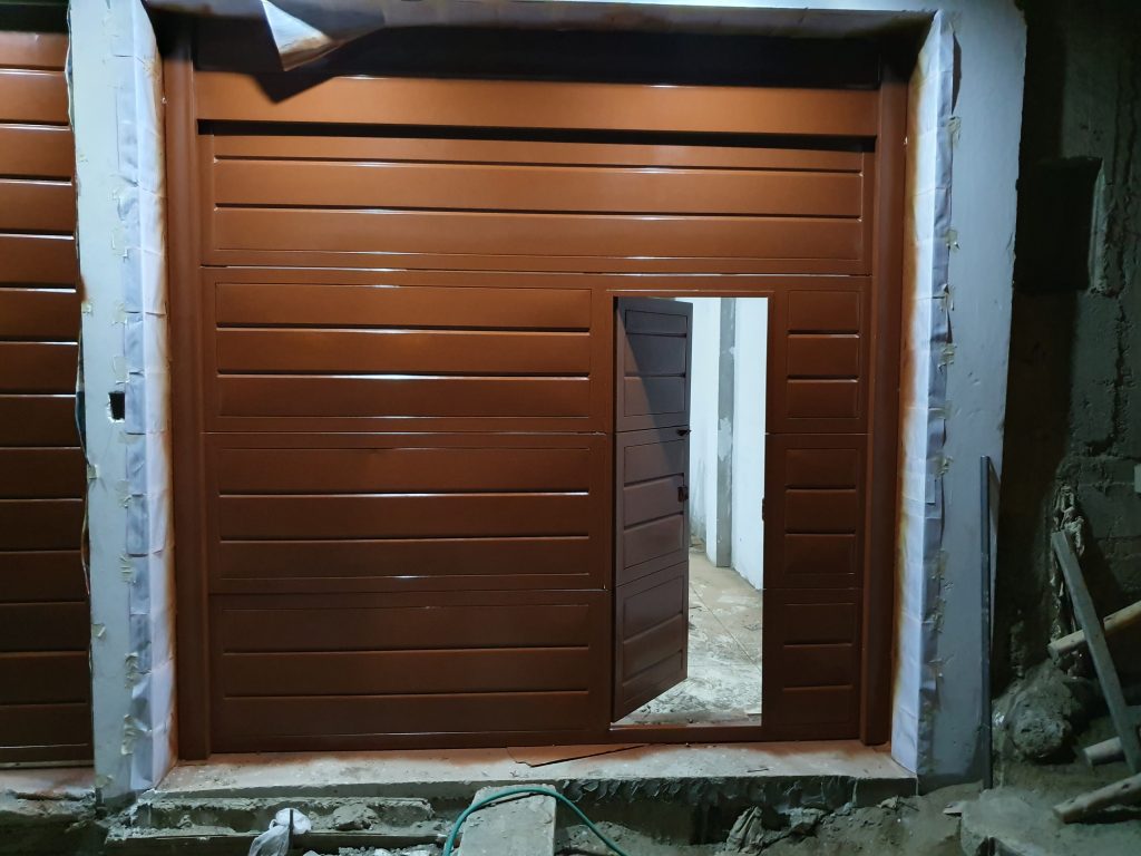 Puertas seccionales en Peru