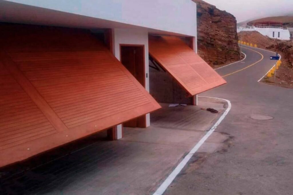puertas levadizas en barranco